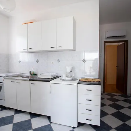 Lägenhet Tomasovic Lokva Rogoznica