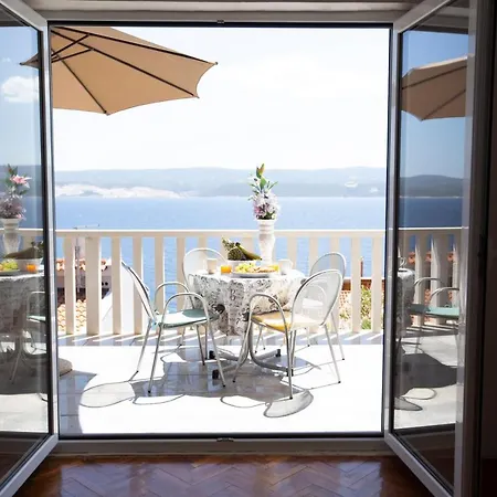 Tomasovic * Lokva Rogoznica